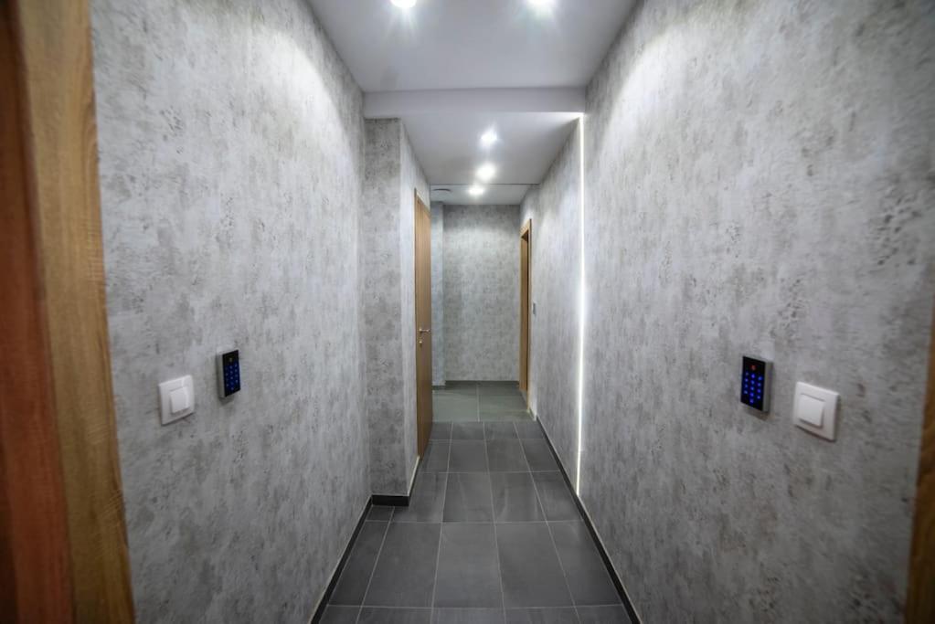 Coloris Rubrum Room Thessaloniki Exterior photo